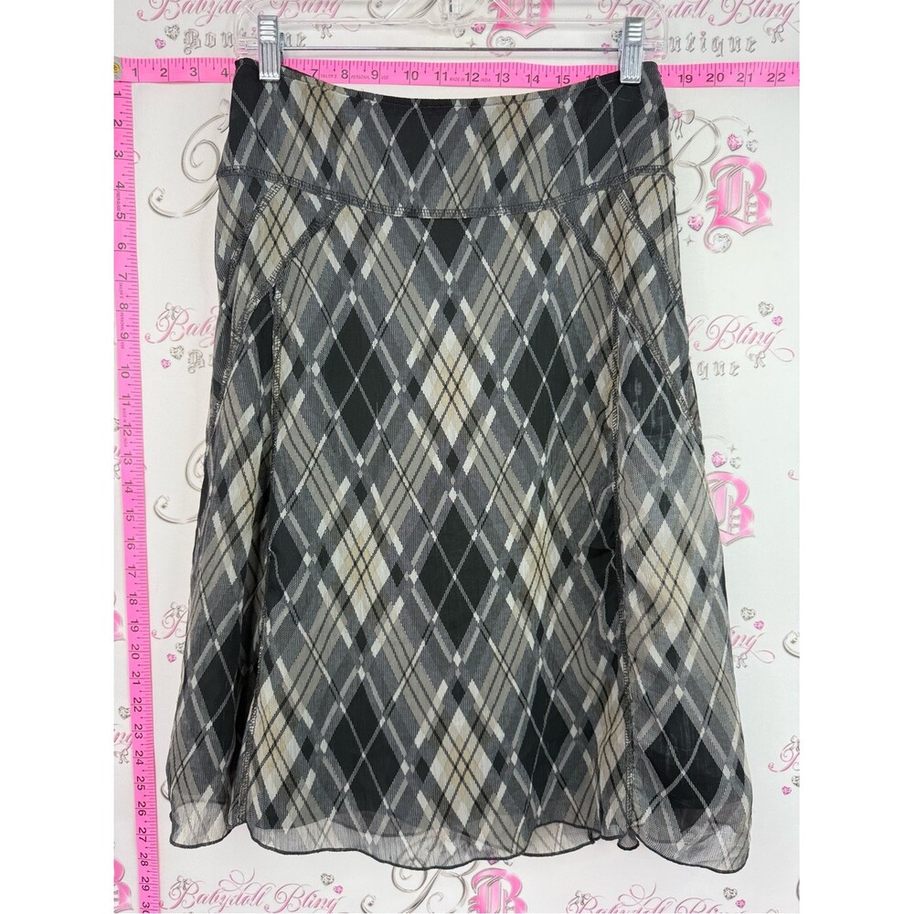 Reitmans skirt plaid stripes Black and Gray Plaid A-Line Skirt
